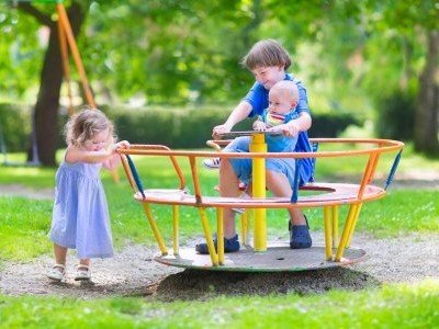 От минимума до максимума: какое игровое оборудование выбрать для детской площадки? От минимума до максимума: какое игровое оборудование выбрать для детской площадки?